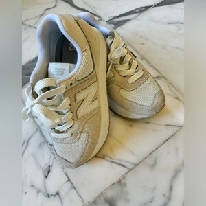 Platform new balance size 7.5